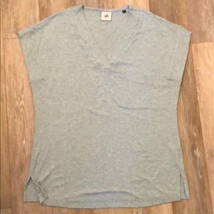 CAbi small super soft t-shirt